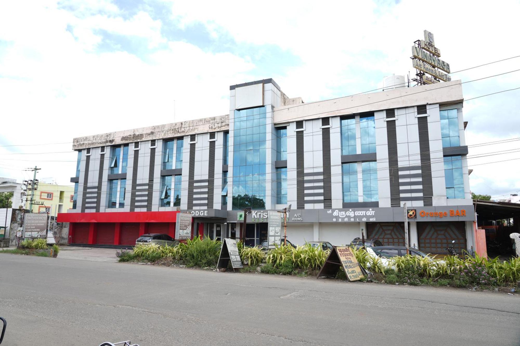 Sri Krishnan Residency Hotel โปลลาชี ภายนอก รูปภาพ